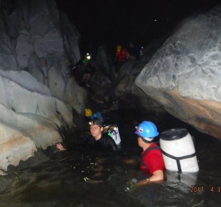 Visita Río Subterráneo en Parque nacional Cacahuamilpa. Turismo en México